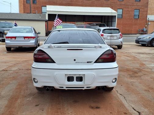 2001 Pontiac Grand Am GT1