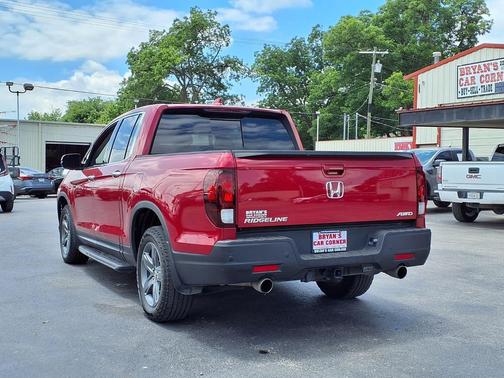 Radiant Red Metallic II 2023 Honda Ridgeline RTL-E