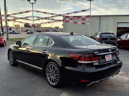 2016 Lexus LS 460 Base