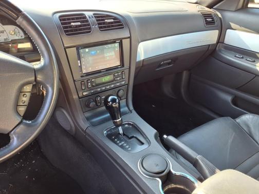 2002 Ford Thunderbird Base