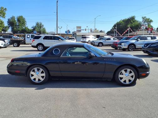2002 Ford Thunderbird Base