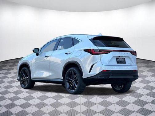 2025 Lexus NX 450h+ Luxury