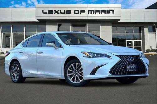 2022 Lexus ES 300h Base