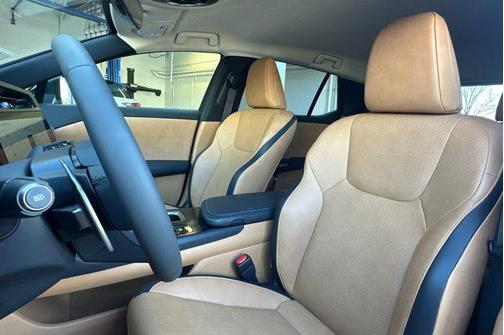 2025 Lexus RZ 300e RZ 300e