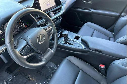 2023 Lexus UX 250h Base