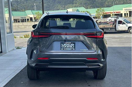 2025 Lexus NX 350h Premium