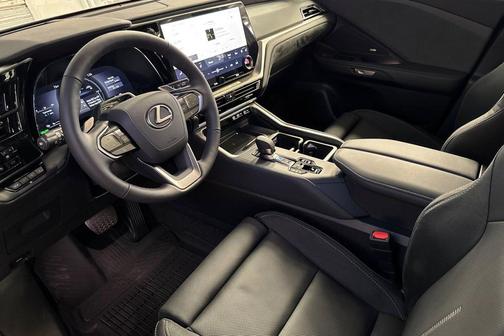Wind Chill Pearl 2026 Lexus TX 550h+ Luxury