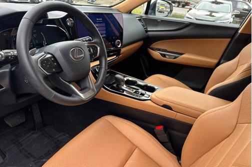 2026 Lexus NX 450h+ Luxury