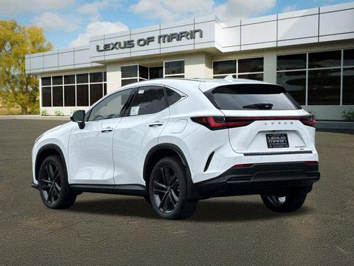 2026 Lexus NX 450h+ Luxury