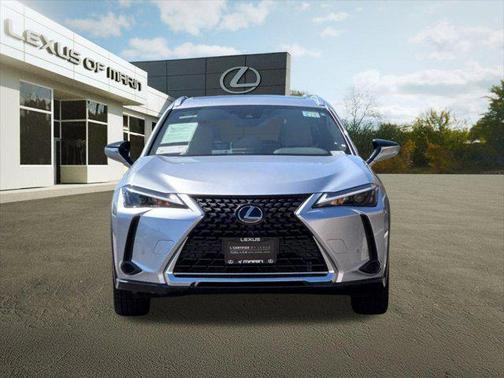 Iridium 2024 Lexus UX 250h Base