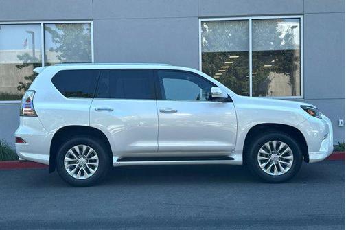 2023 Lexus GX 460 Premium