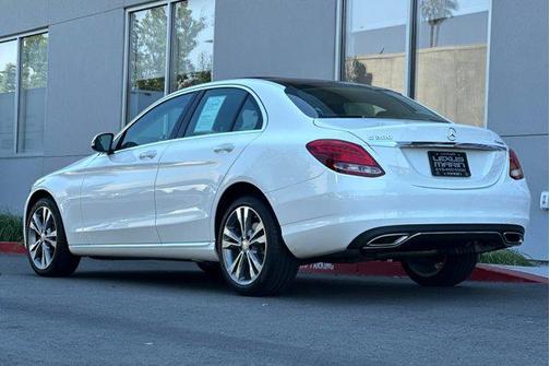 2017 Mercedes-Benz C-Class C 300 4MATIC Luxury