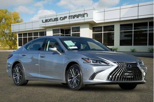 2025 Lexus ES 300h Base