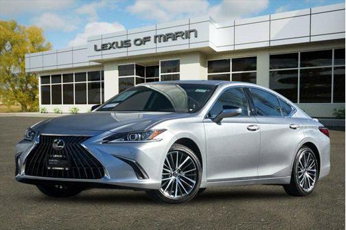 2025 Lexus ES 300h Base