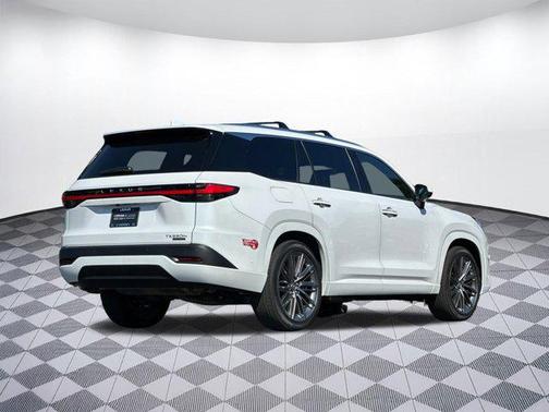 2024 Lexus TX 550h+ Luxury