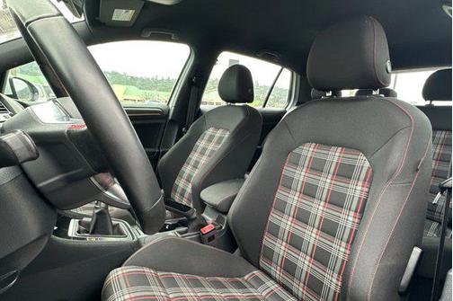 2019 Volkswagen Golf GTI 2.0T S 4-Door