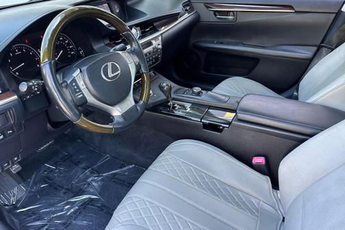 Starfire Pearl 2013 Lexus ES 350 Base