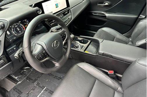 2025 Lexus ES 350 Base