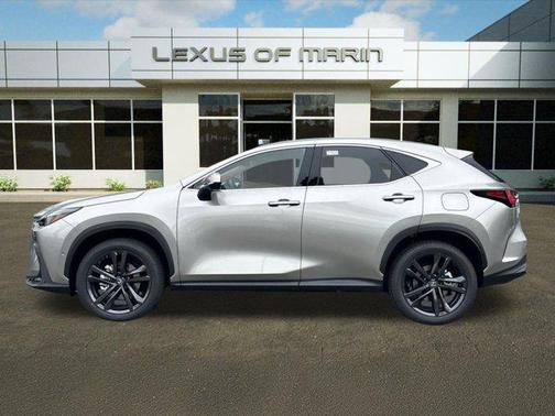 2026 Lexus NX 450h+ Luxury