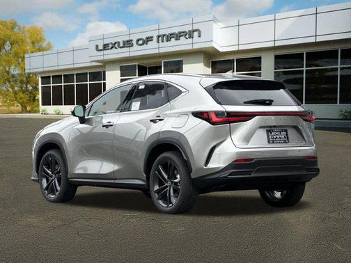 2026 Lexus NX 450h+ Luxury