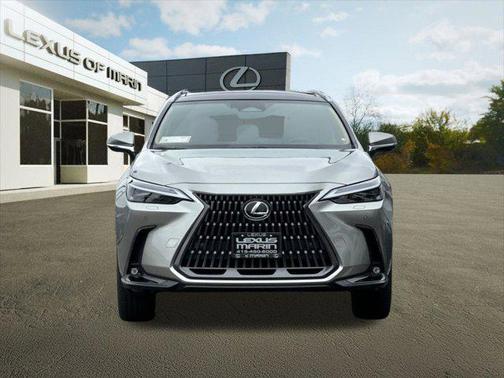 2026 Lexus NX 450h+ Luxury