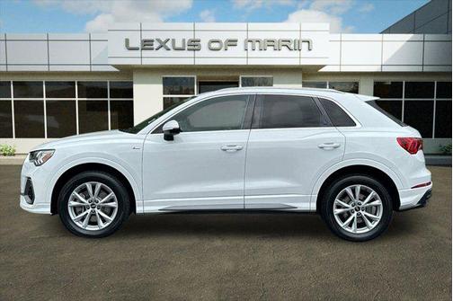 2022 Audi Q3 45 S line Premium Plus