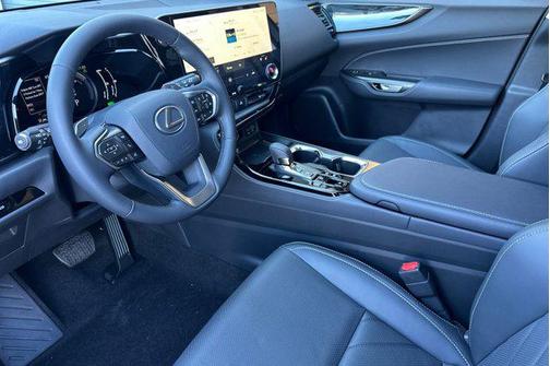 2026 Lexus NX 450h+ Premium