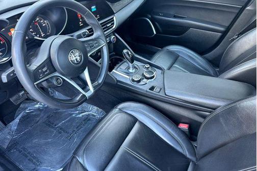 2019 Alfa Romeo Giulia Base