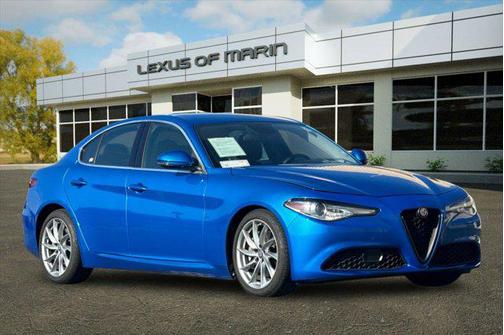 2019 Alfa Romeo Giulia Base