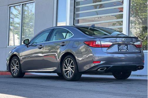 2016 Lexus ES 350 Base