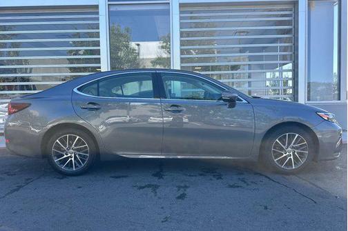 2016 Lexus ES 350 Base