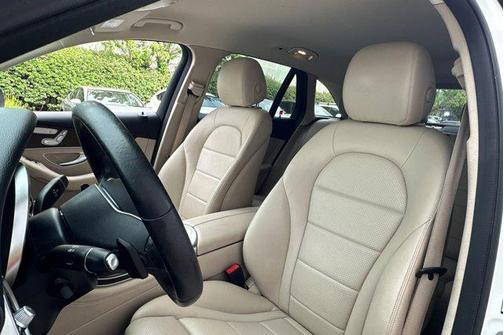 2021 Mercedes-Benz GLC 300 4MATIC