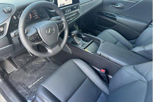 2025 Lexus ES 350 Base