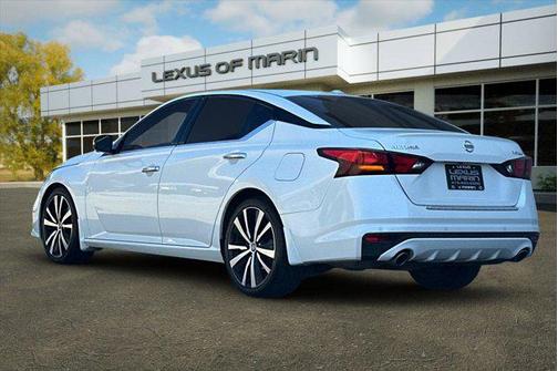 2020 Nissan Altima Platinum FWD