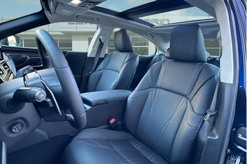 2025 Lexus ES 350 Luxury