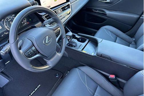 2025 Lexus ES 350 Luxury