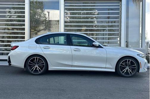 2024 BMW 330 i