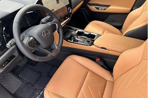 2026 Lexus NX 450h+ NX 450h+ Luxury
