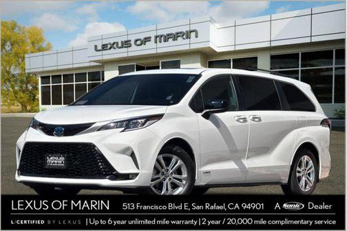 2021 Toyota Sienna XSE 7 Passenger