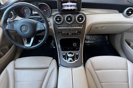 White 2019 Mercedes-Benz GLC 300 4MATIC