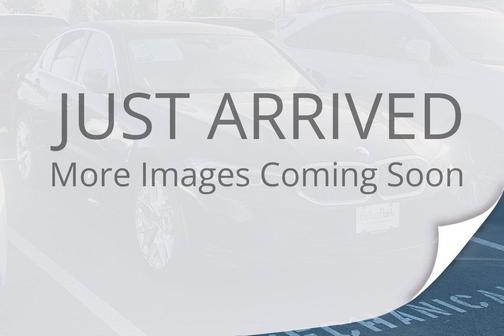 Jet Black 2025 BMW 330 330i