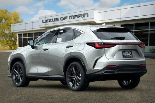 2026 Lexus NX 450h+ Luxury