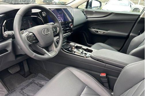 2026 Lexus NX 450h+ Luxury