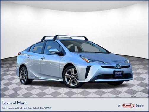 2019 Toyota Prius XLE