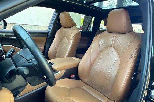 2020 Toyota Highlander Platinum