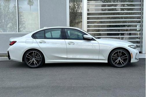 2024 BMW 330 i
