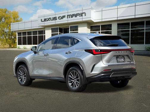 2026 Lexus NX 450h+ Luxury