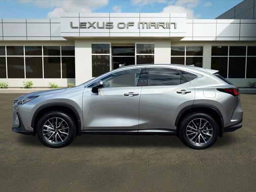 2026 Lexus NX 450h+ Luxury