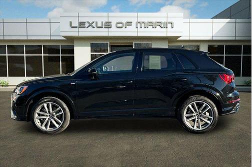 2022 Audi Q3 45 S line Premium