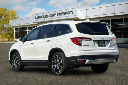 2020 Honda Pilot Touring 8-Passenger